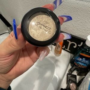 MAC cosmetics mega metal eyeshadow dalliance